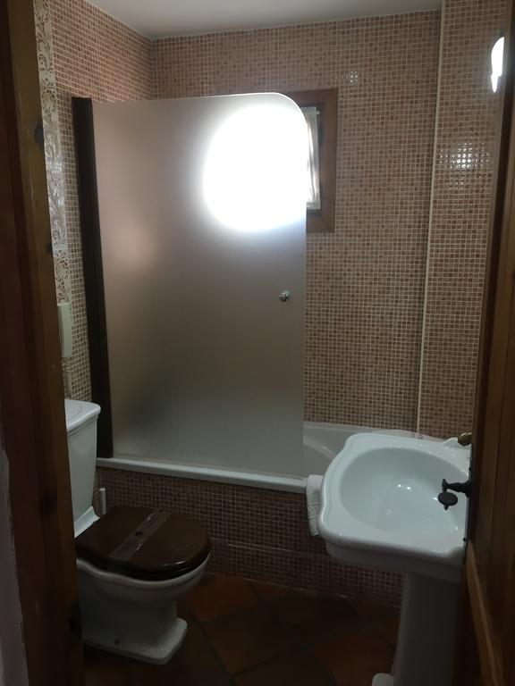 Hotel Cortijo Las Grullas Беналуп Касас Виехас Екстериор снимка