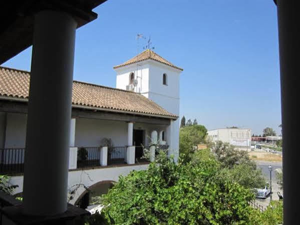 Hotel Cortijo Las Grullas Беналуп Касас Виехас Екстериор снимка
