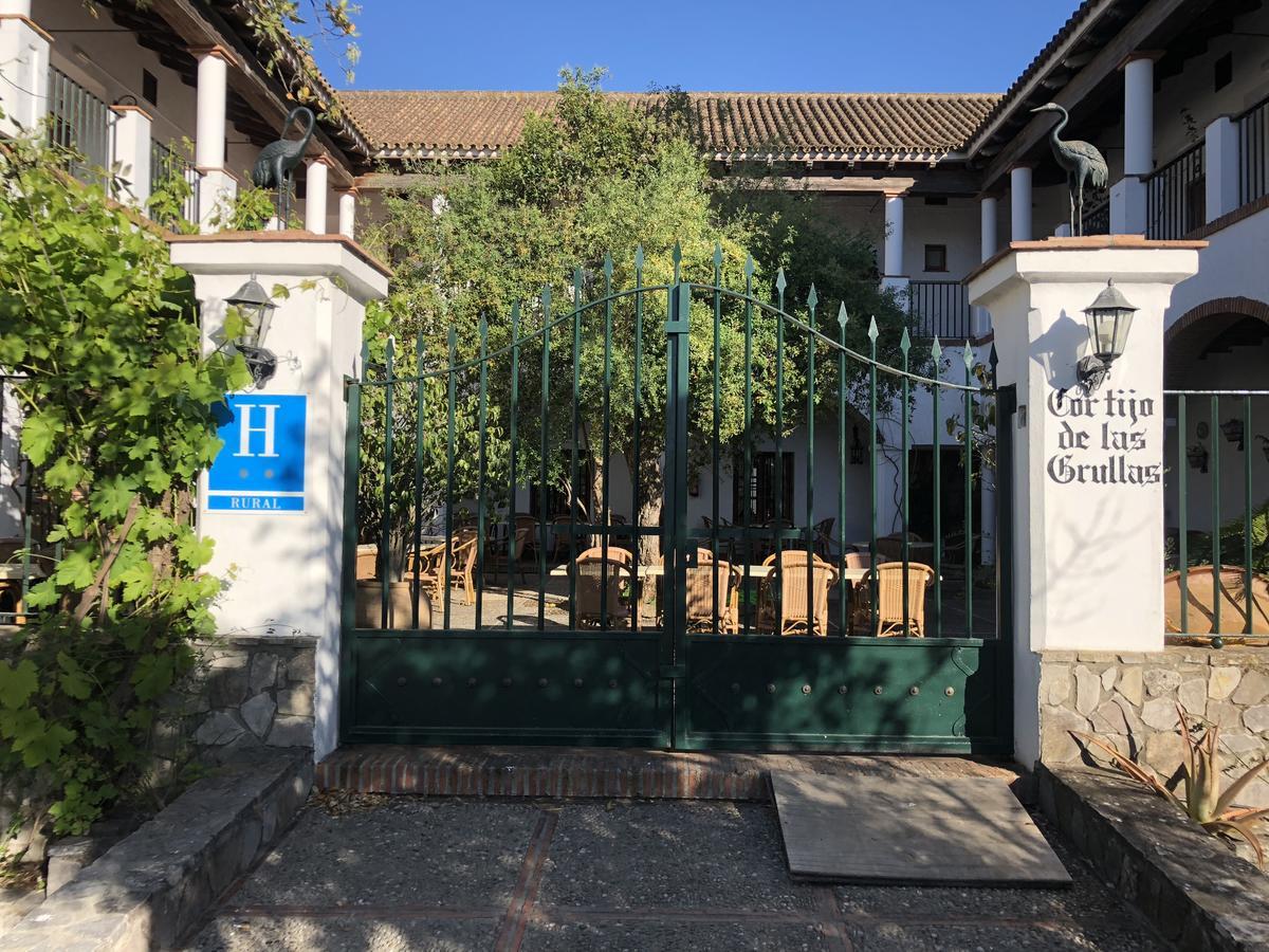 Hotel Cortijo Las Grullas Беналуп Касас Виехас Екстериор снимка